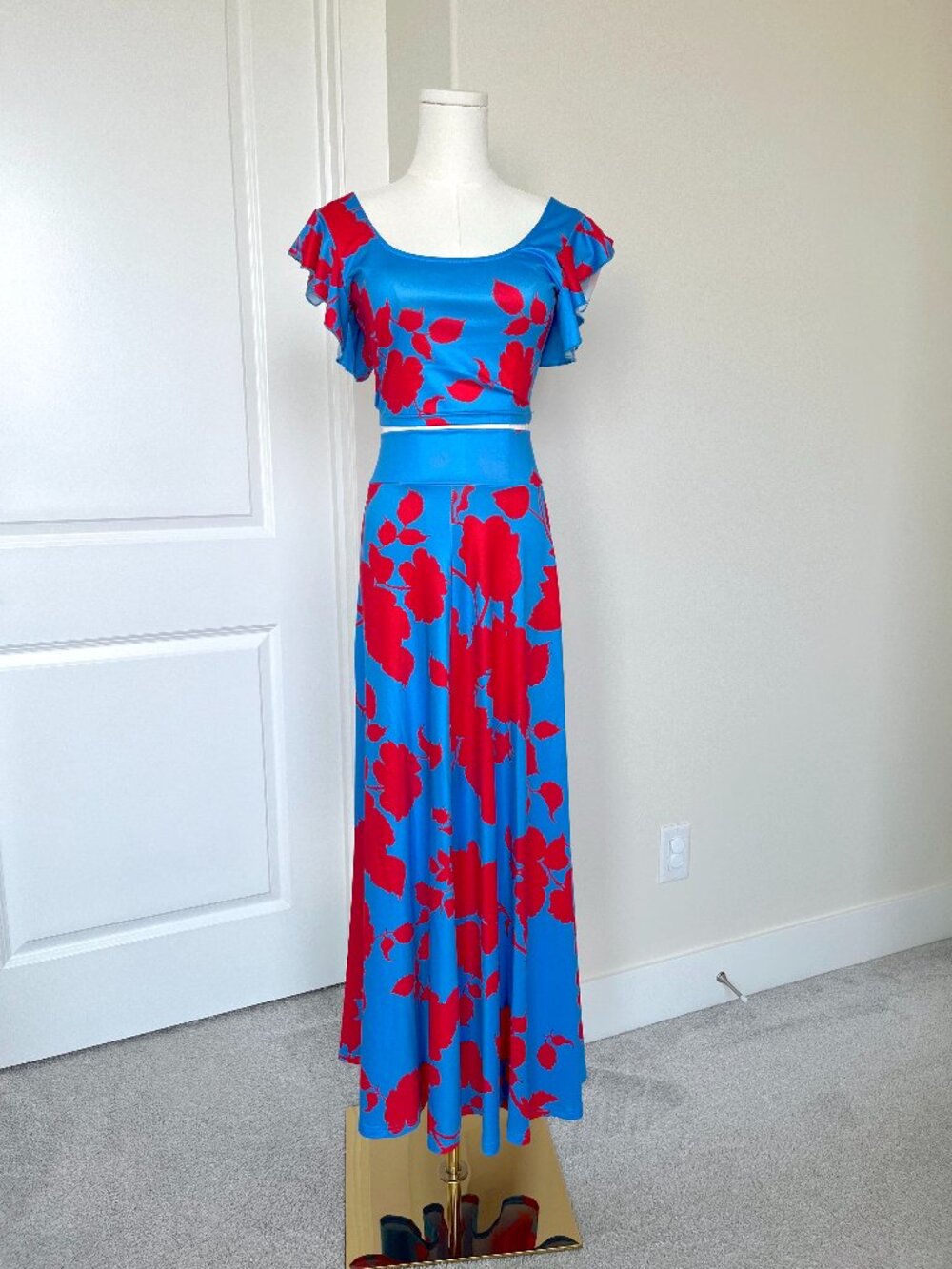 Tropical Maximalist Floral Set: Ruffle Crop Top + High-Rise Maxi Skirt